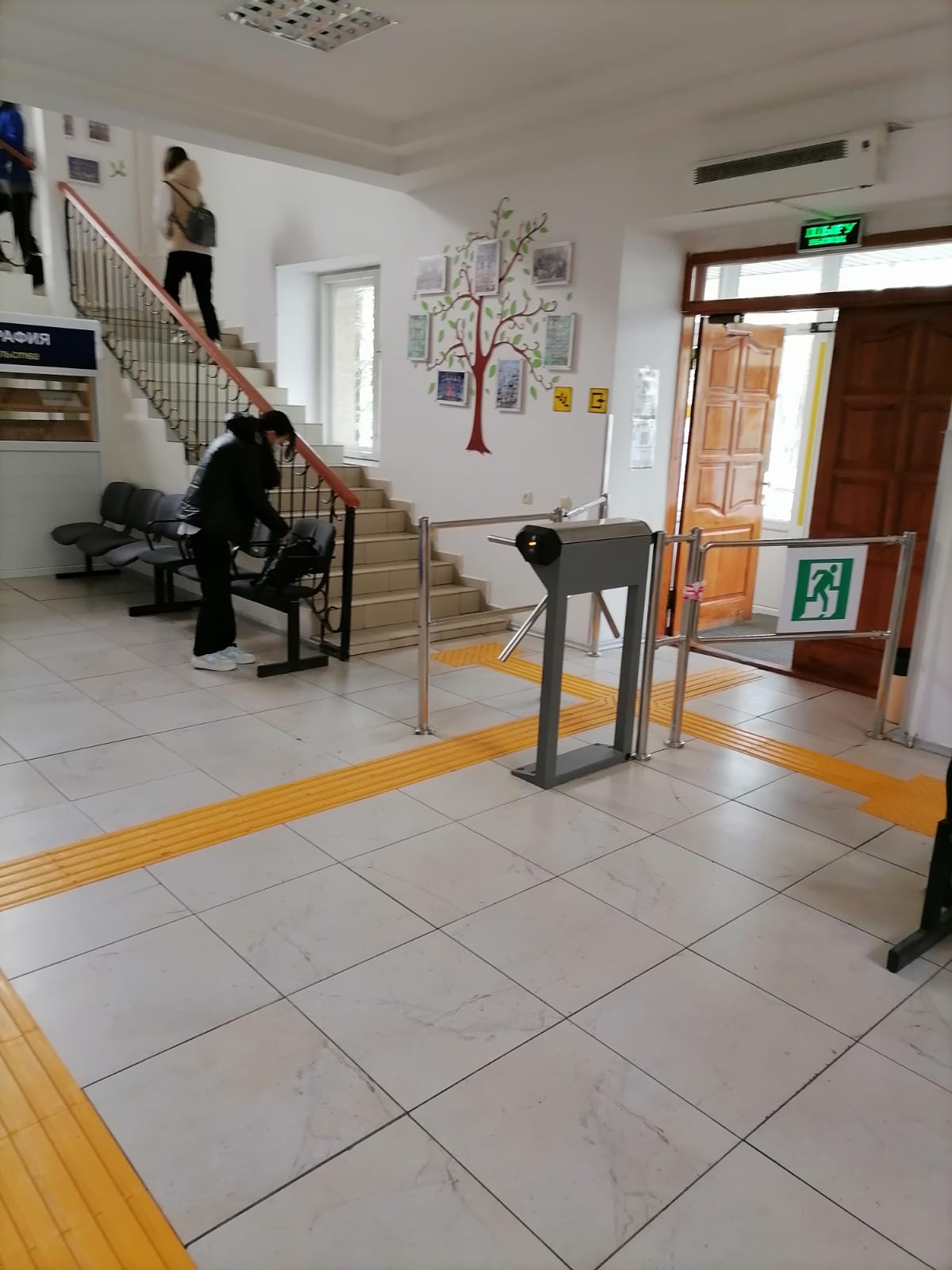 K-uch-lab-korpus-2-vhod-2-03.06.22