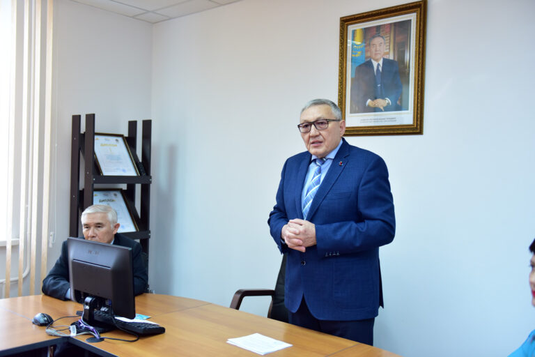 В ЕАГИ прошло распределение выпускников