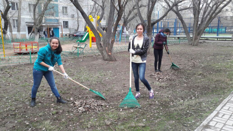 В ЕАГИ прошел субботник